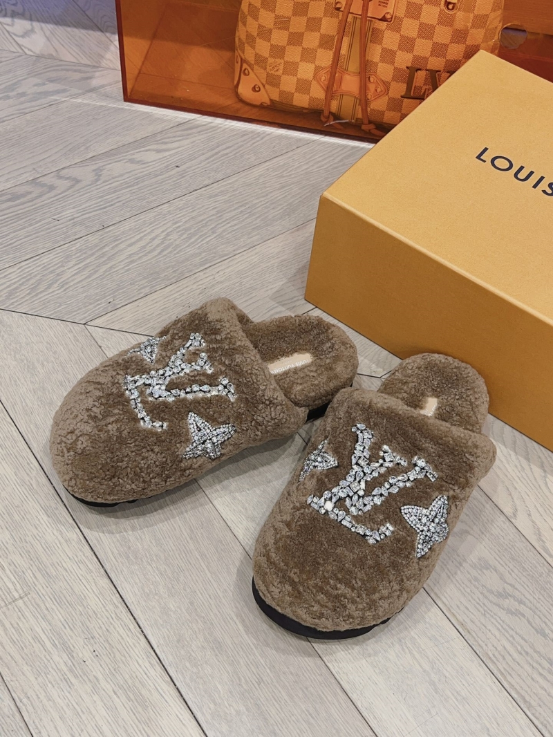 Louis Vuitton Slippers